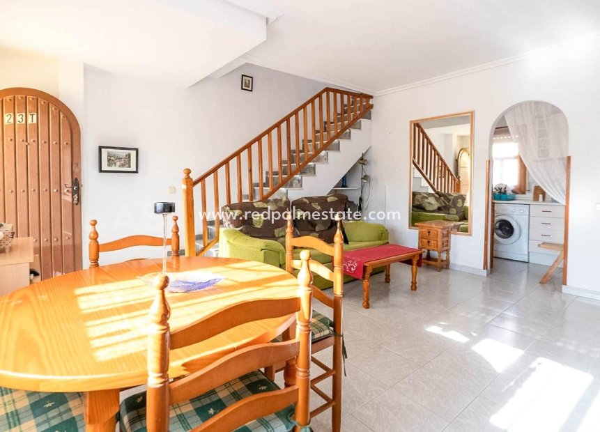 Resale - Town House -
Torrevieja - Playa del Cura