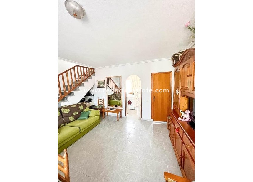 Resale - Town House -
Torrevieja - Playa del Cura
