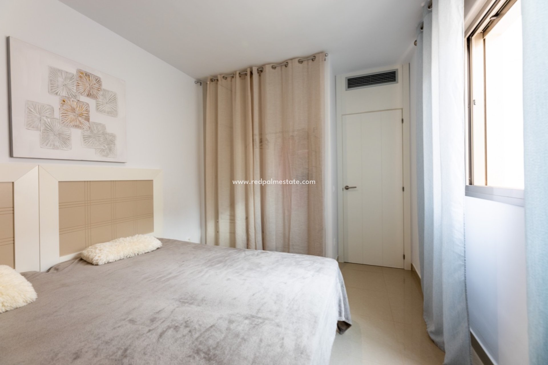 Resale - Town House -
Torrevieja - Punta prima