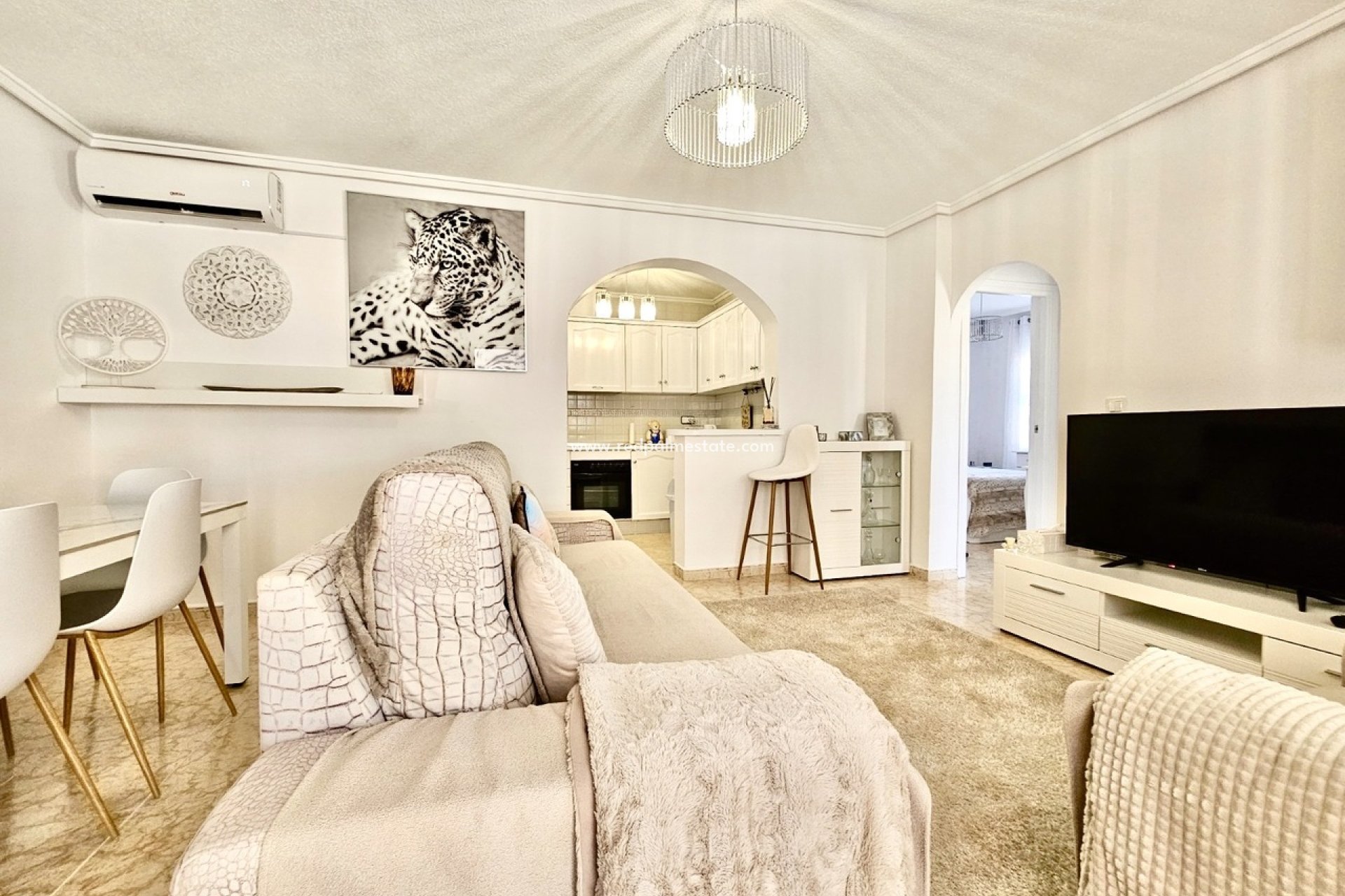 Resale - Town House -
Torrevieja - Punta prima