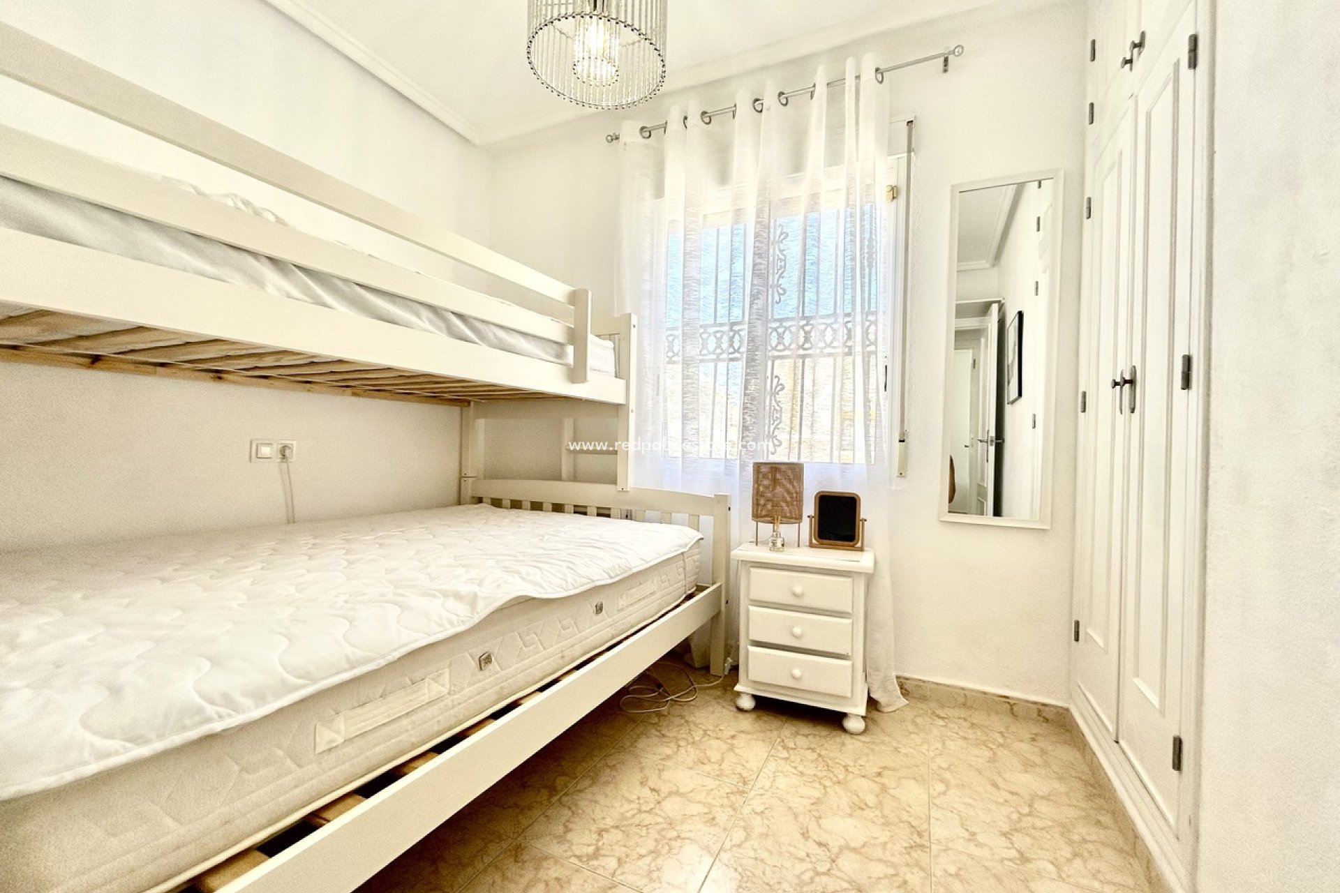 Resale - Town House -
Torrevieja - Punta prima