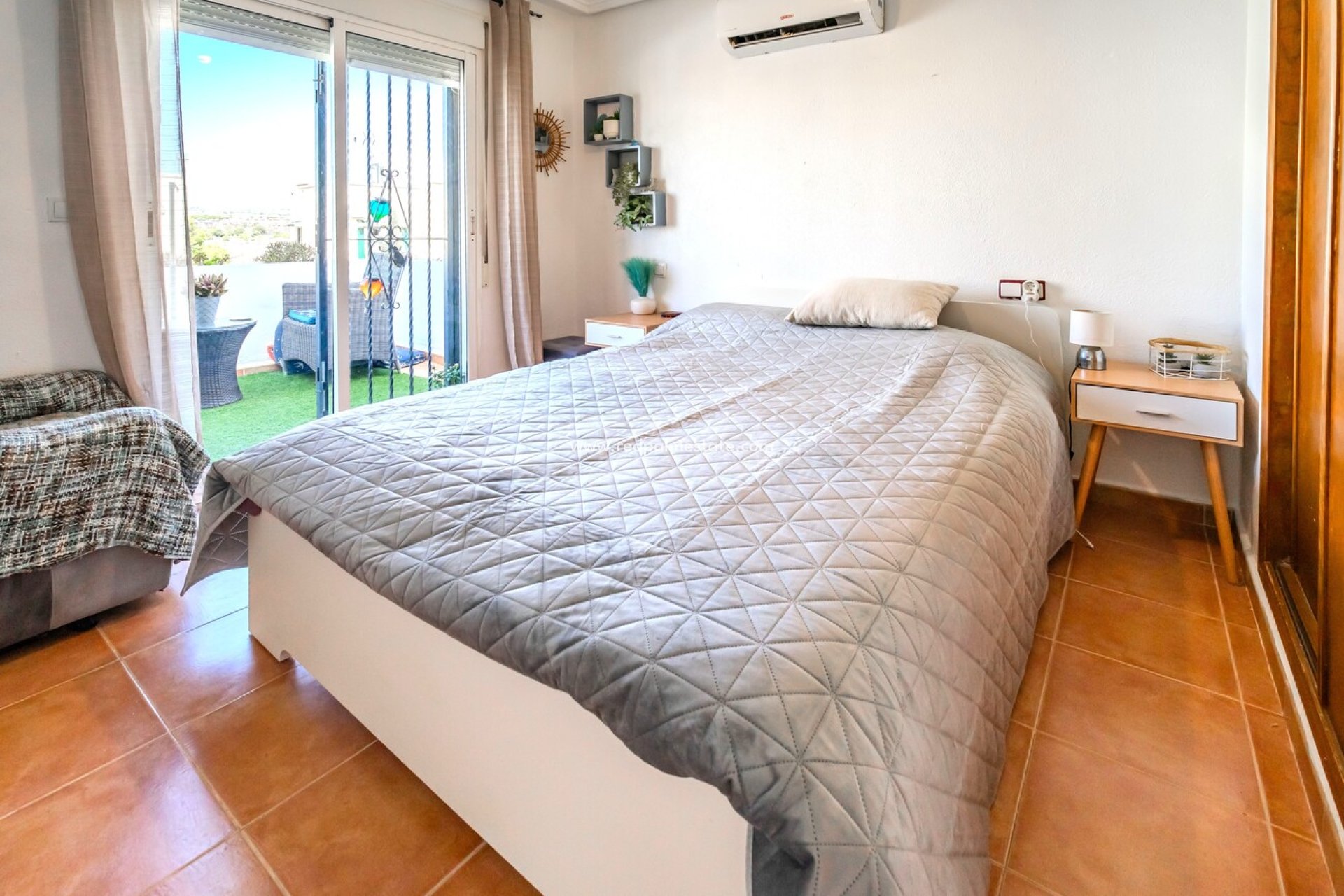 Resale - Town House -
Torrevieja - Res Valle de los pinos