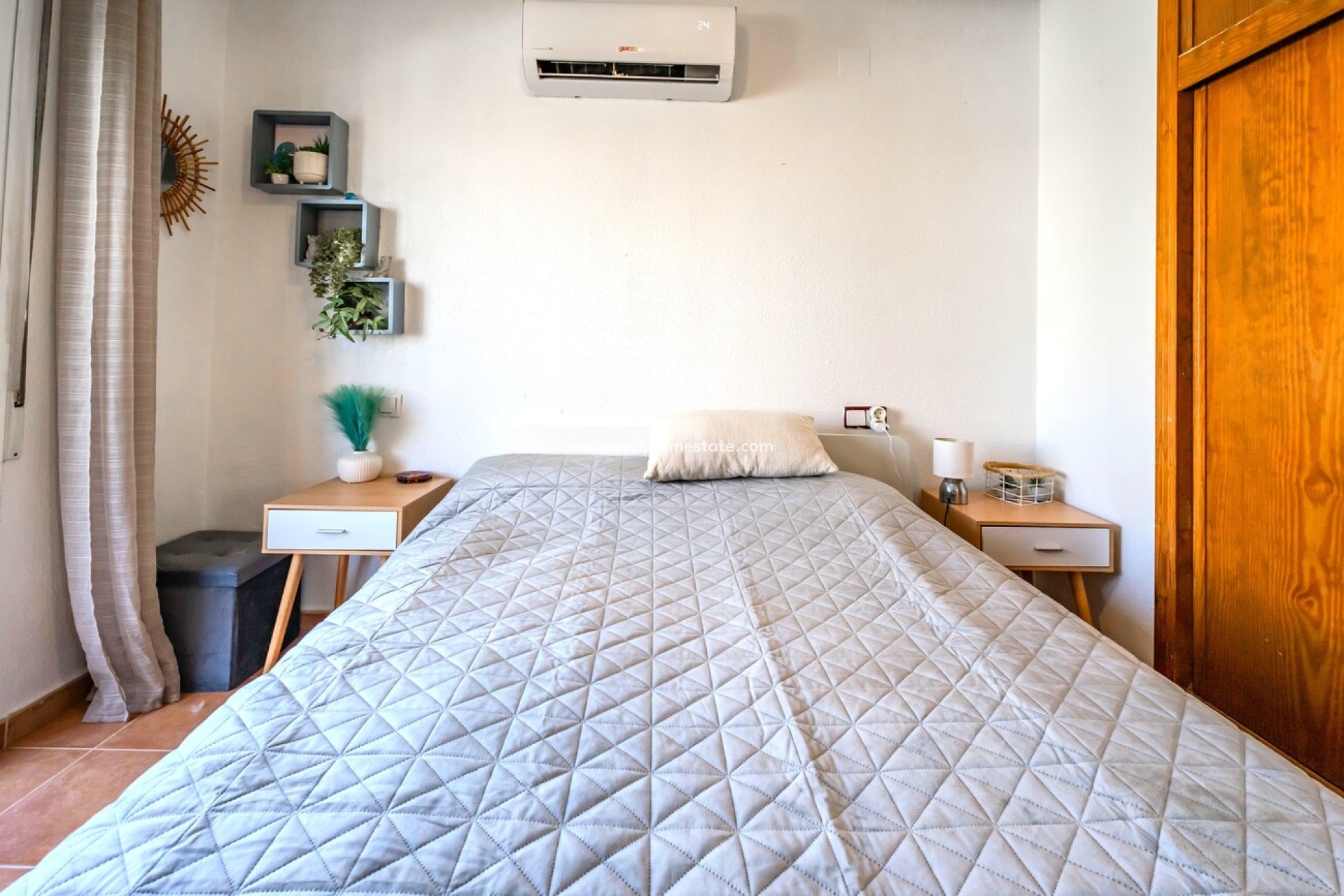Resale - Town House -
Torrevieja - Res Valle de los pinos