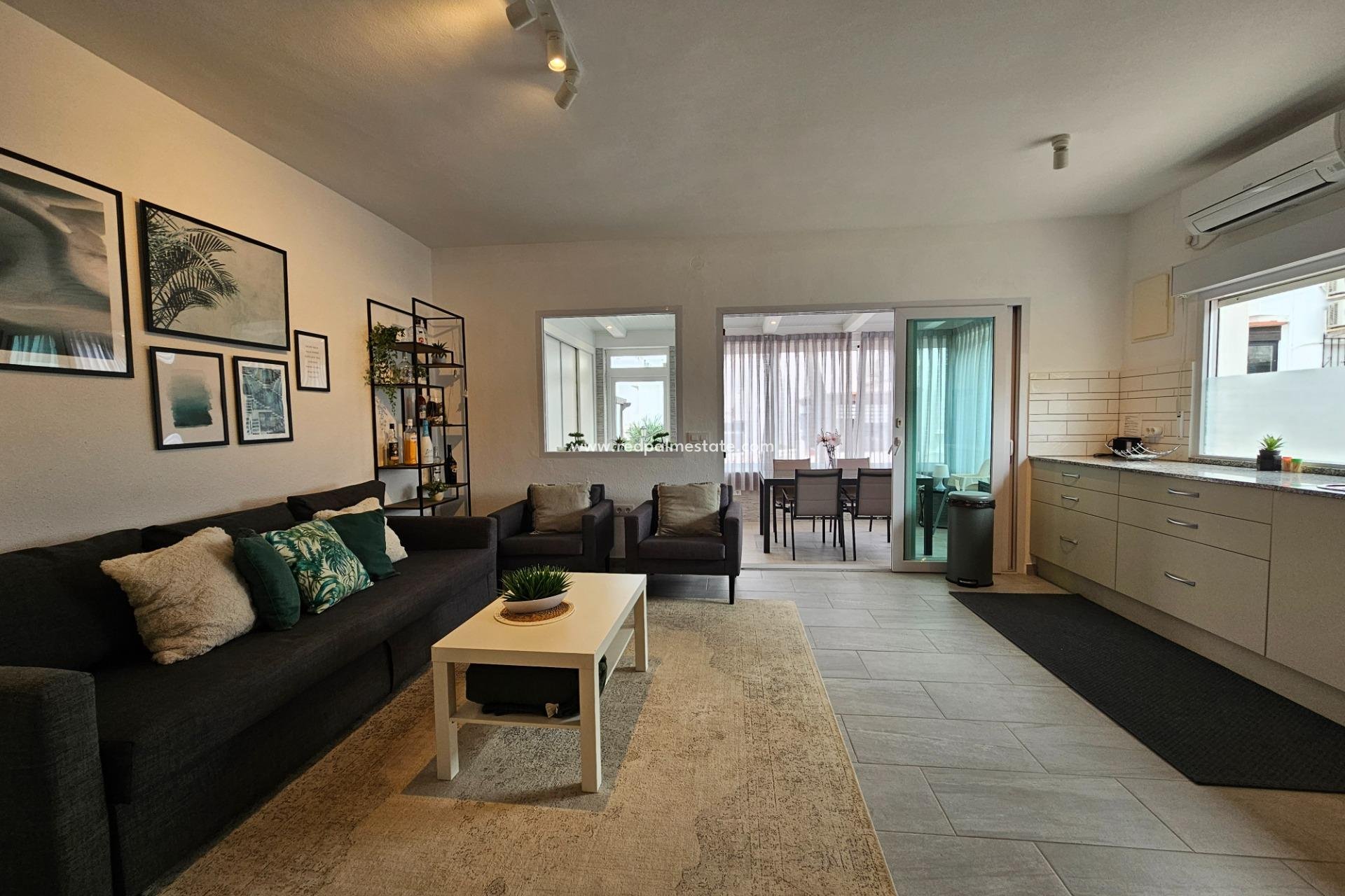 Resale - Town House -
Torrevieja - Torreblanca