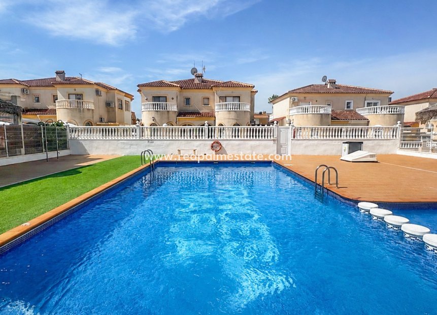 Resale - Town House -
Torrevieja