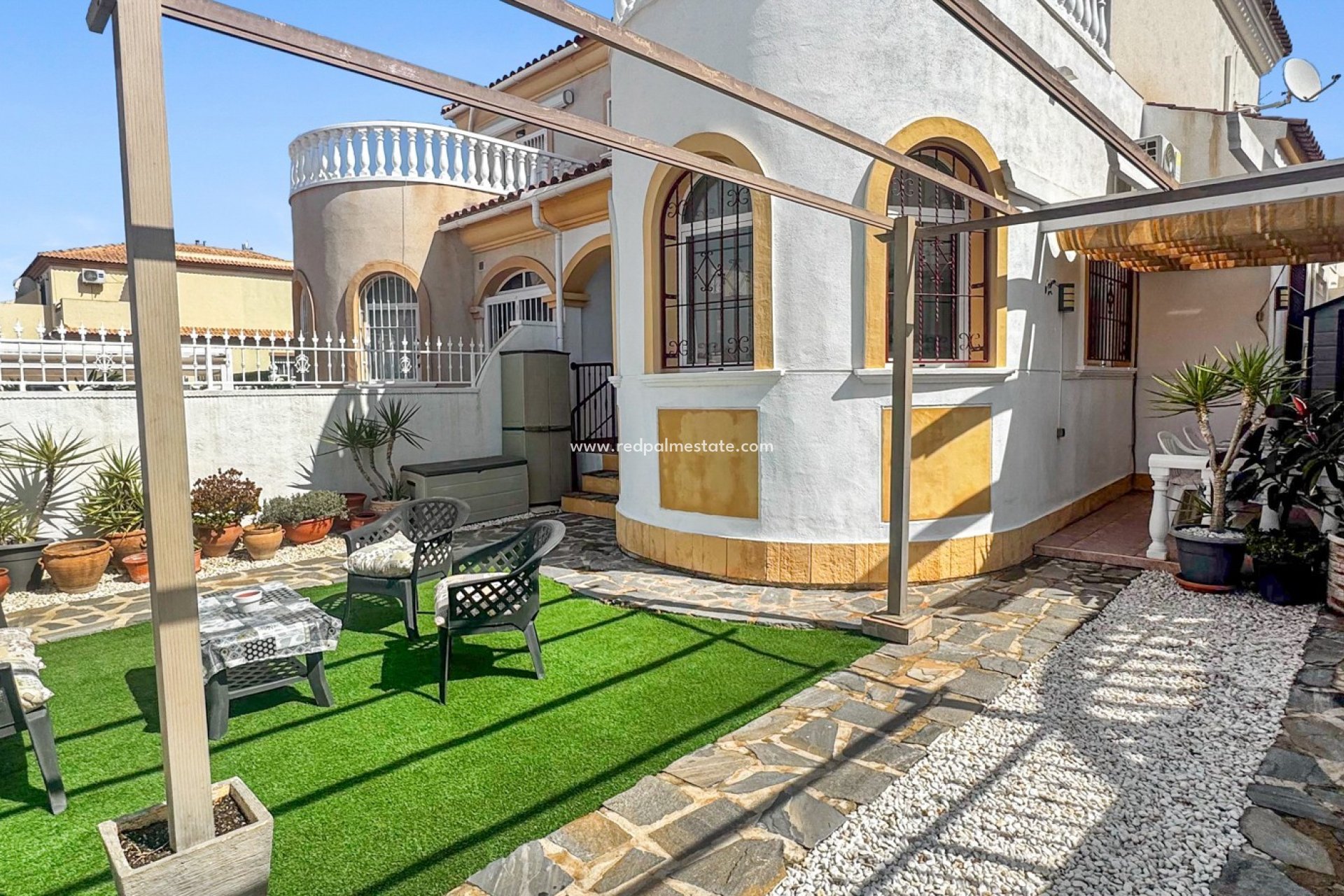 Resale - Town House -
Torrevieja