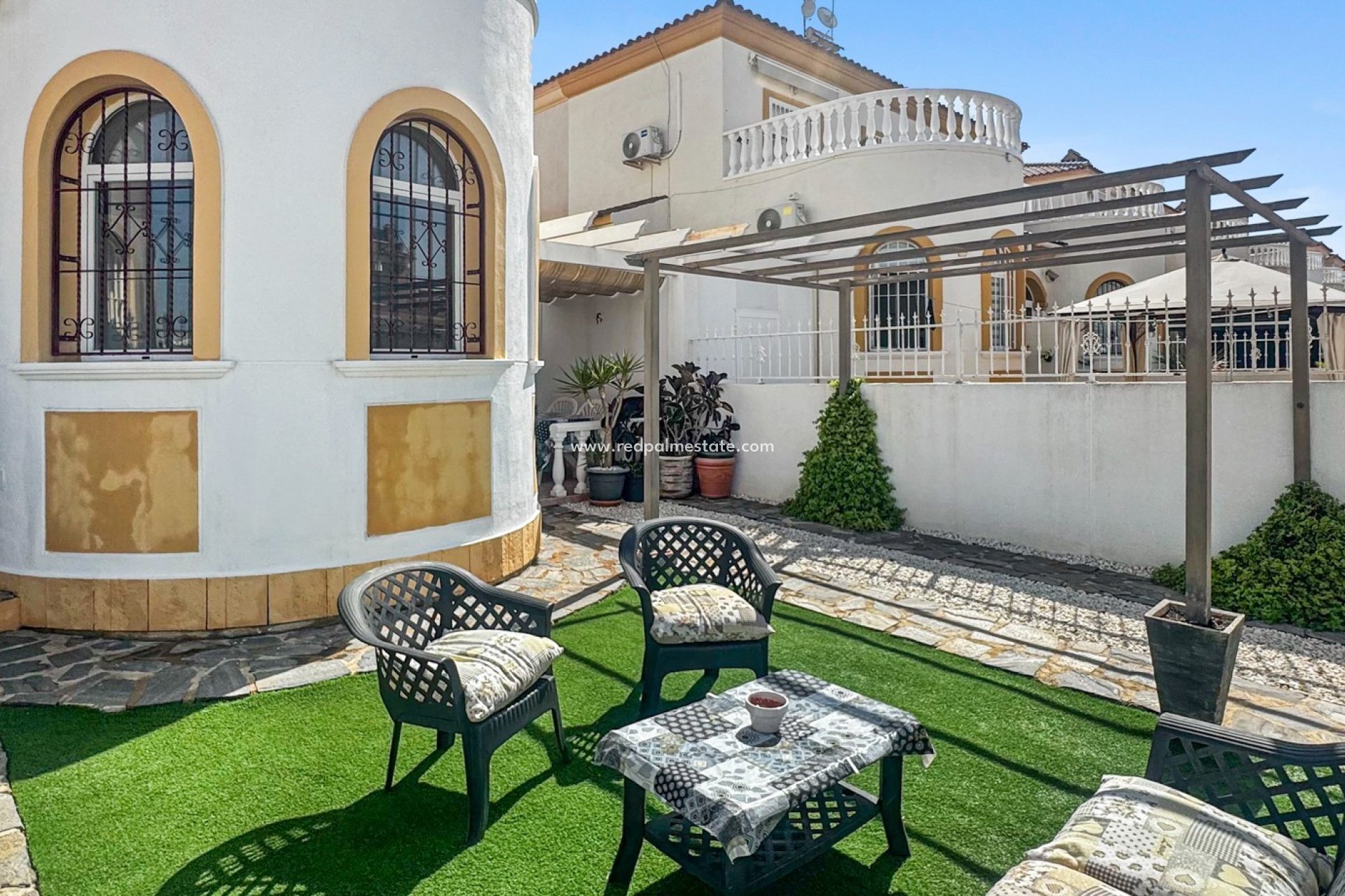 Resale - Town House -
Torrevieja