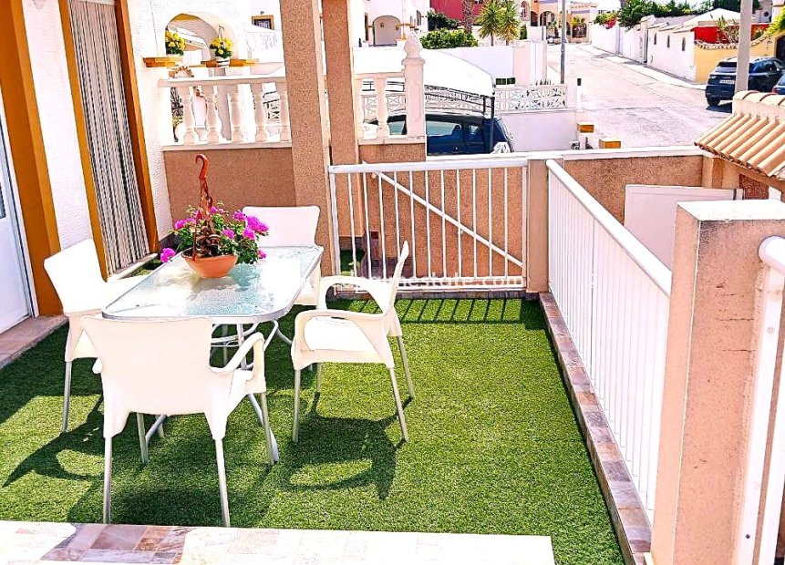 Resale - Town House -
Torrevieja