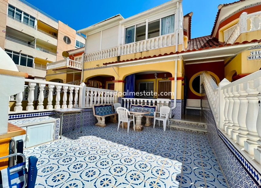 Resale - Town House -
Torrevieja