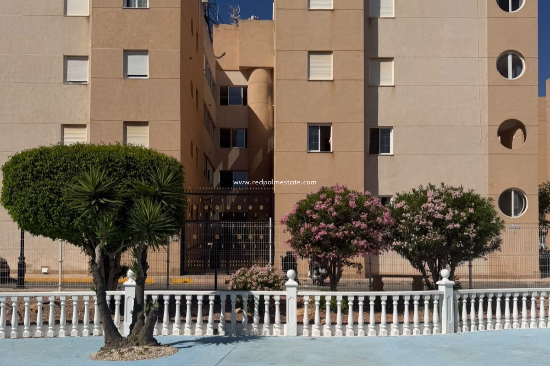 Resale - Town House -
Torrevieja