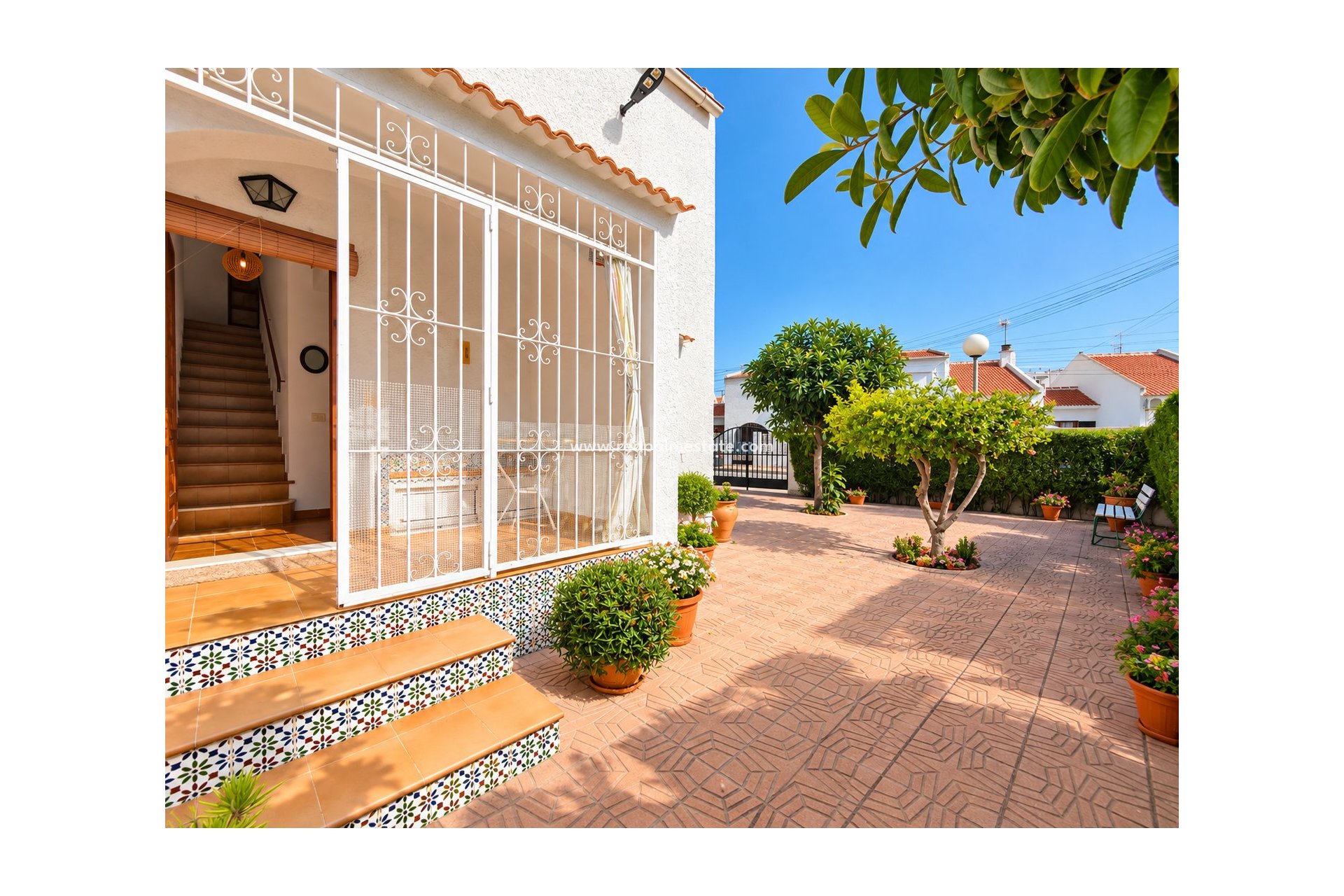 Resale - Town House -
Torrevieja