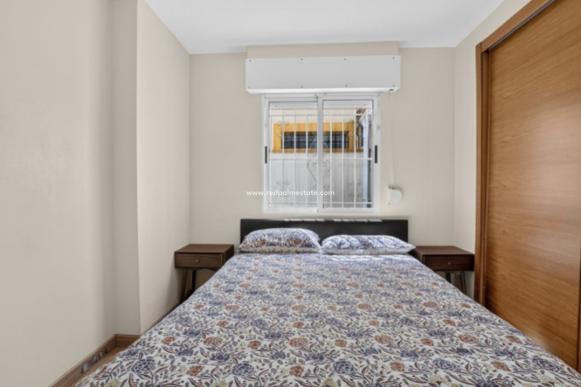 Resale - Town House -
Torrevieja