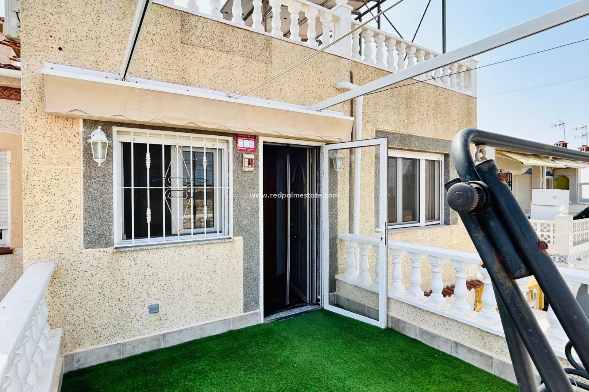 Resale - Town House -
Torrevieja