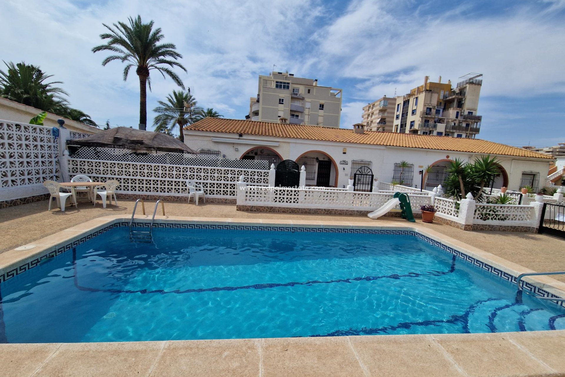 Resale - Town House -
Torrevieja