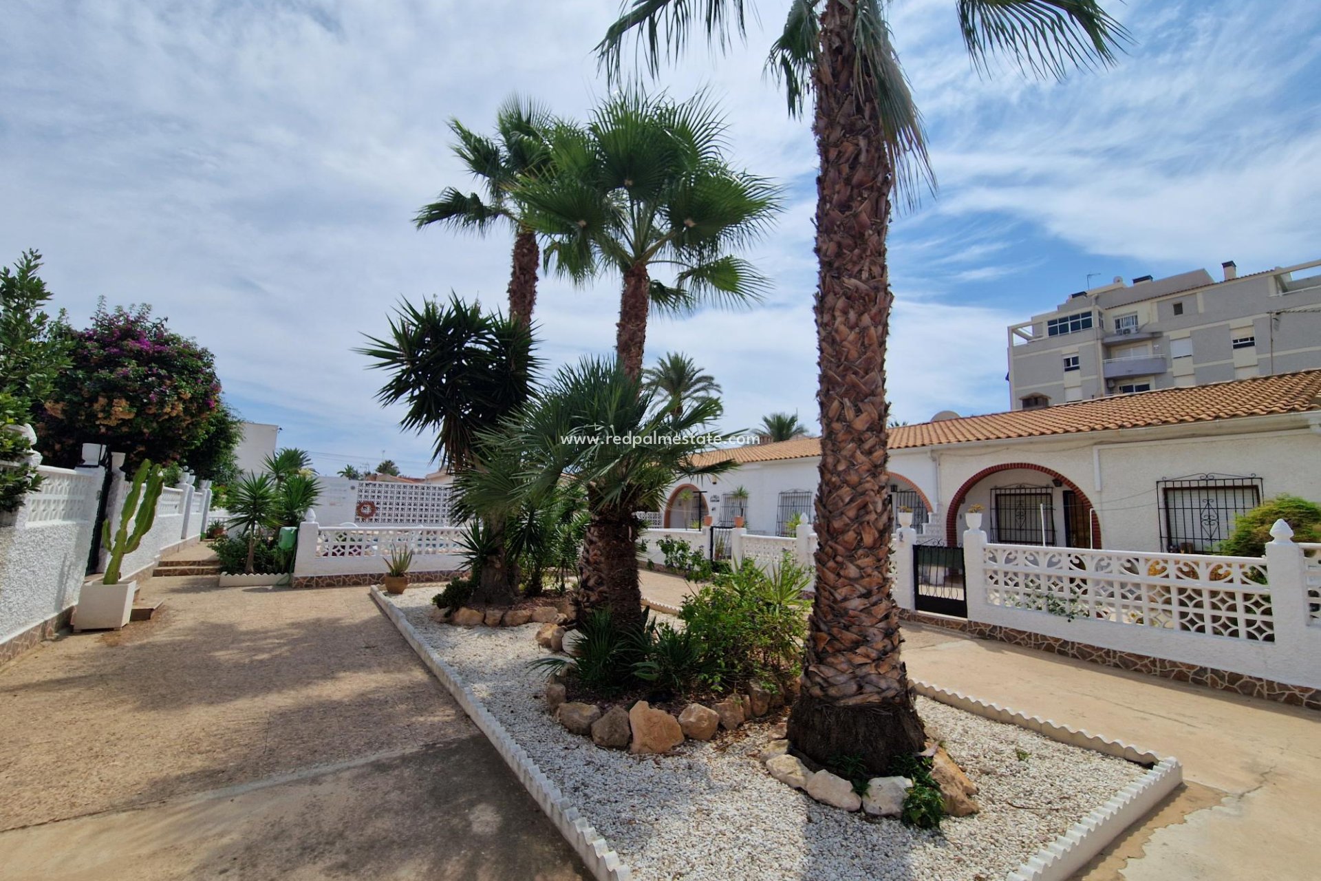 Resale - Town House -
Torrevieja