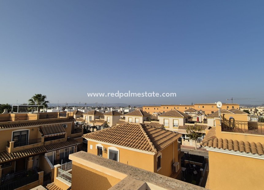 Resale - Town House -
Torrevieja