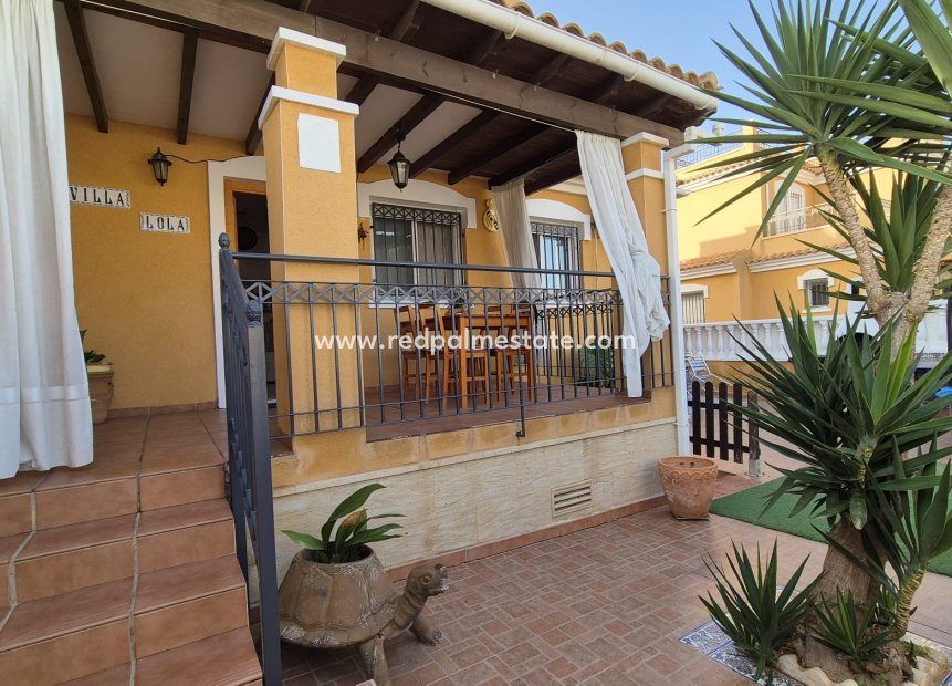 Resale - Town House -
Torrevieja