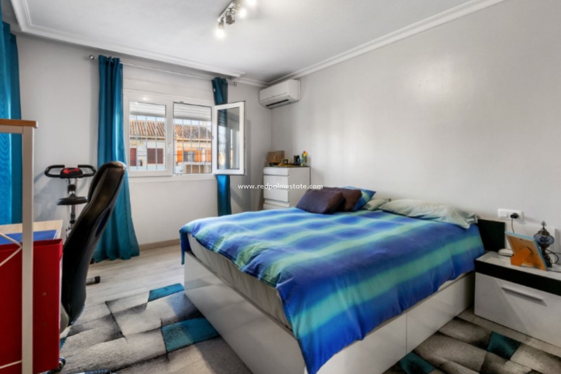 Resale - Town House -
Torrevieja