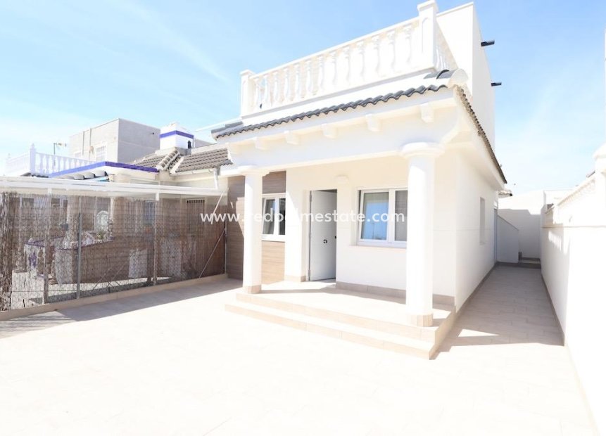 Resale - Town House -
Torrevieja