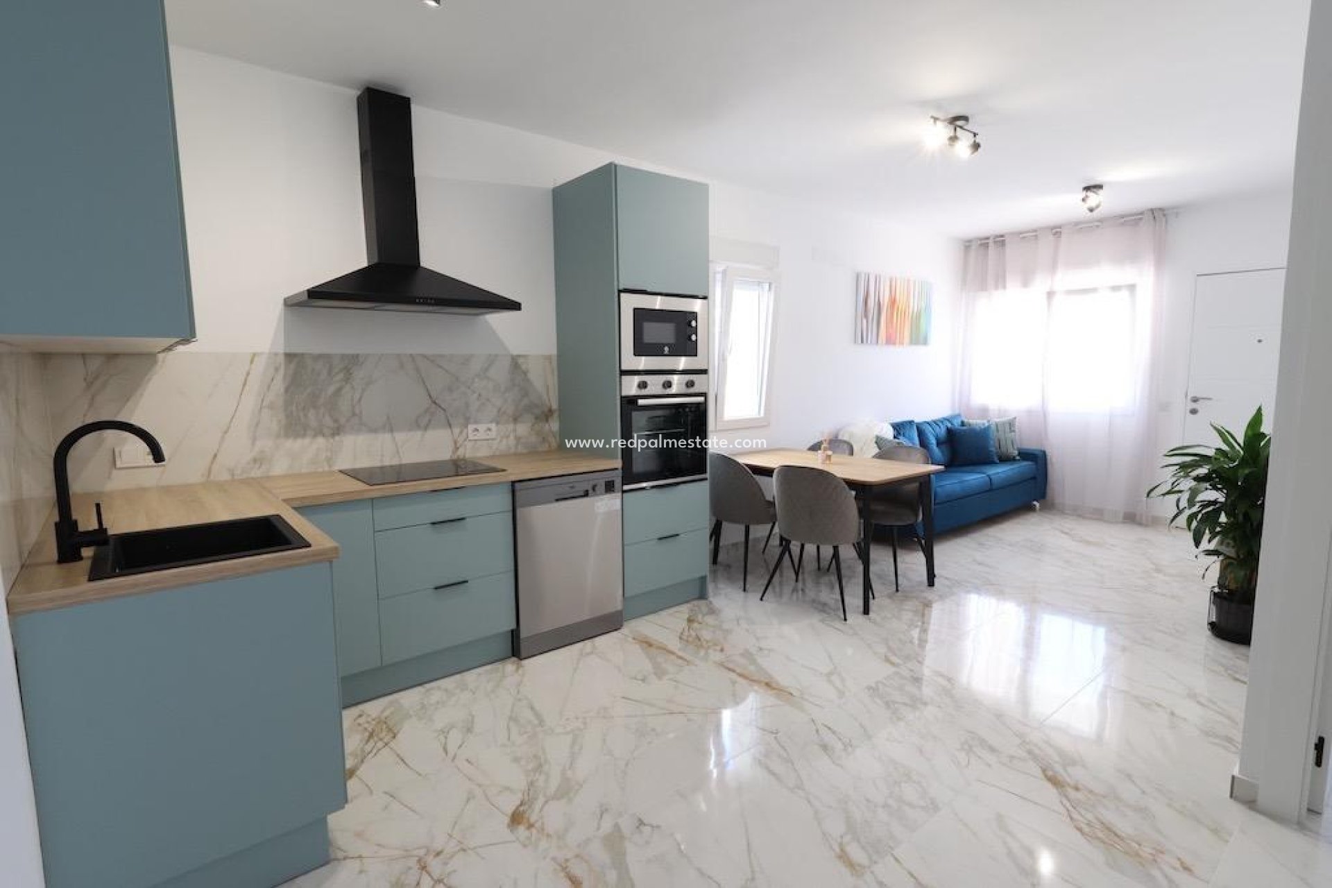 Resale - Town House -
Torrevieja