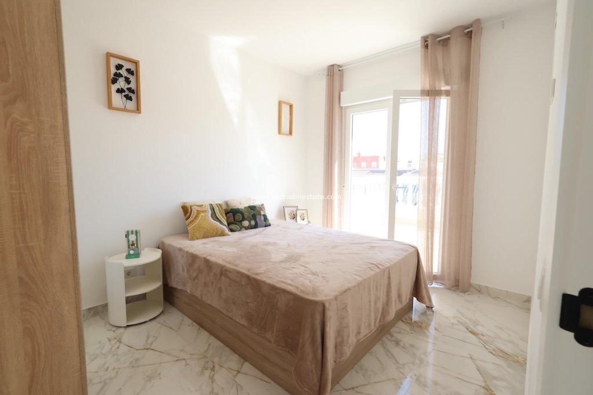 Resale - Town House -
Torrevieja