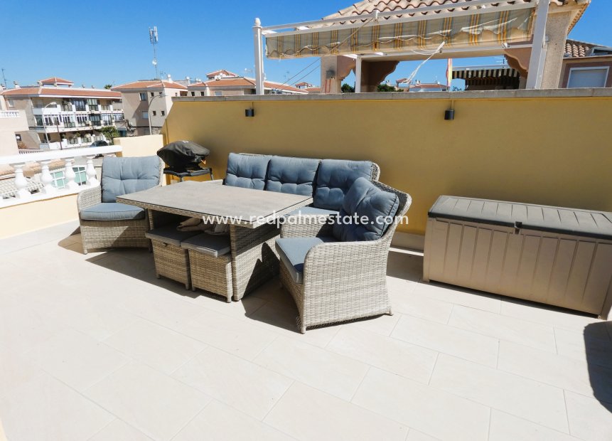 Resale - Town House -
Torrevieja