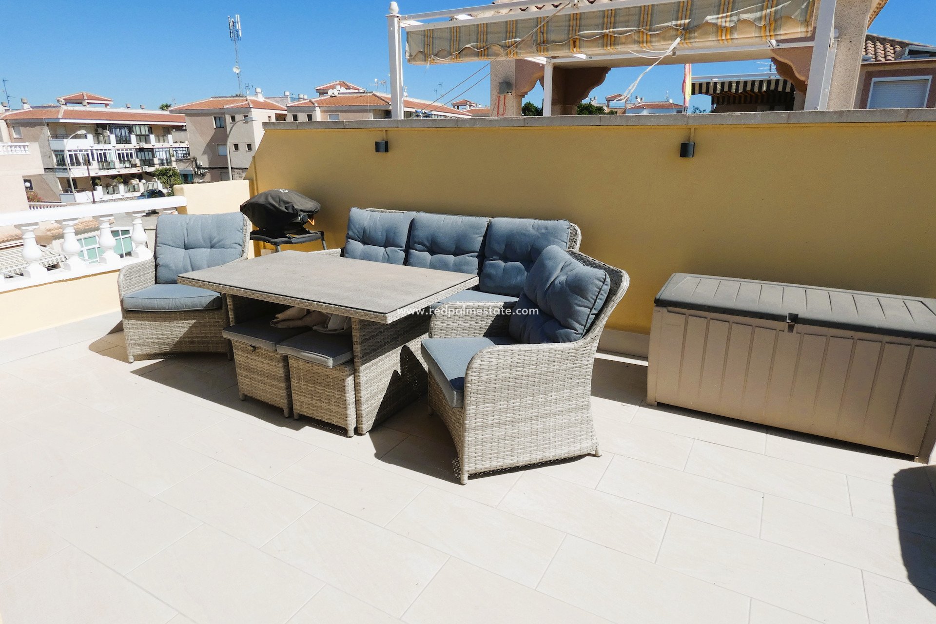 Resale - Town House -
Torrevieja