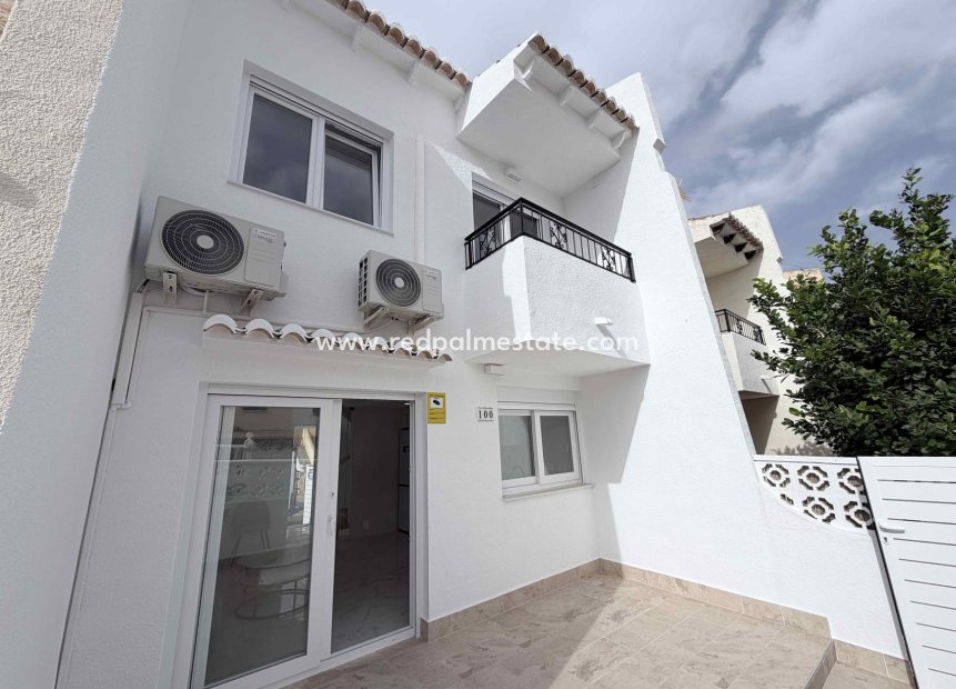 Resale - Town House -
Torrevieja