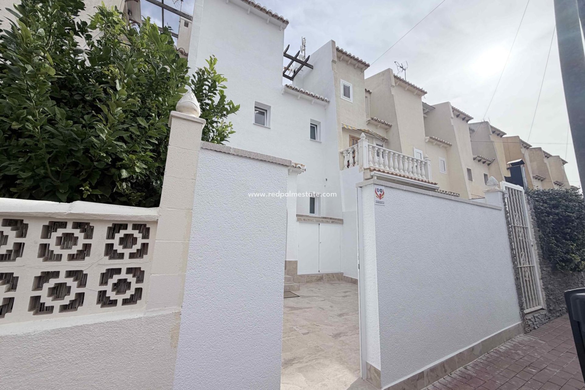 Resale - Town House -
Torrevieja