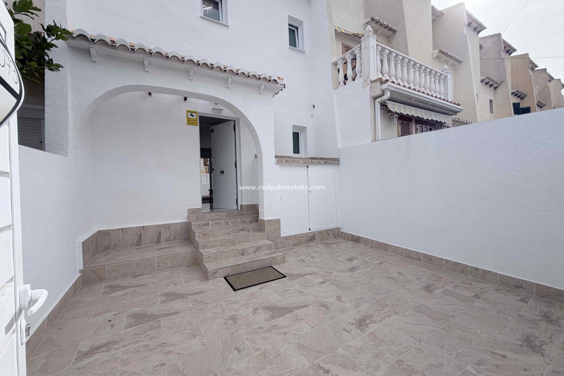 Resale - Town House -
Torrevieja