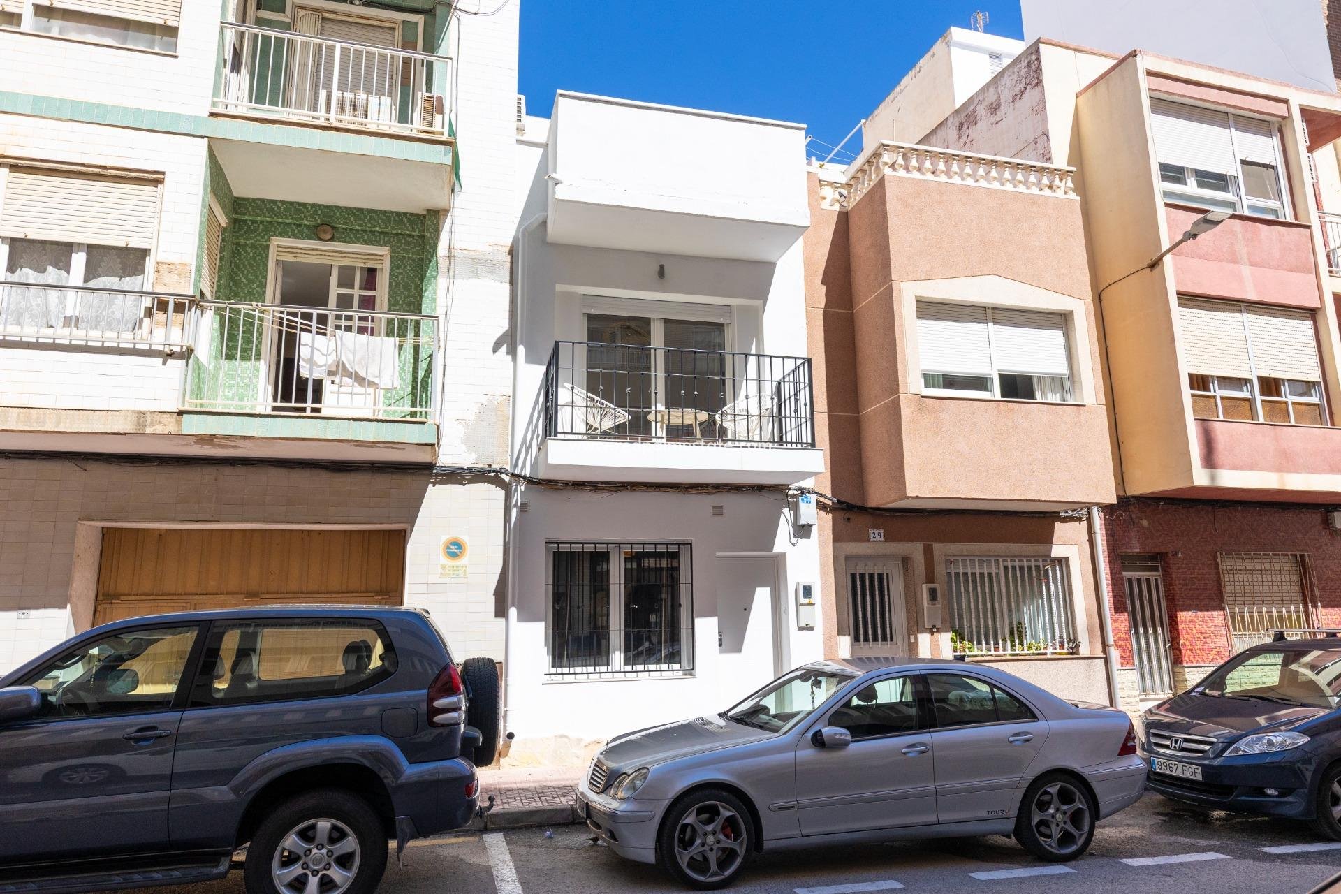 Resale - Town House -
Torrevieja