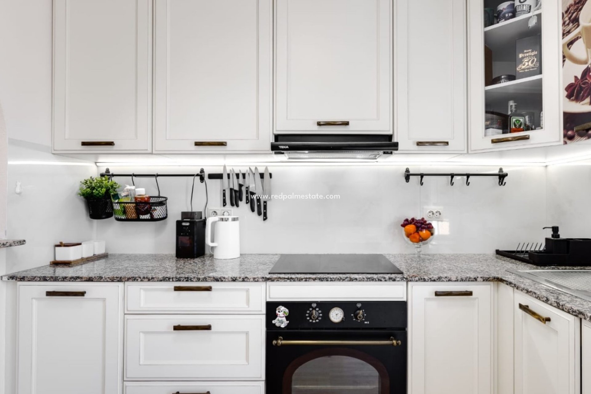 Resale - Town House -
Torrevieja