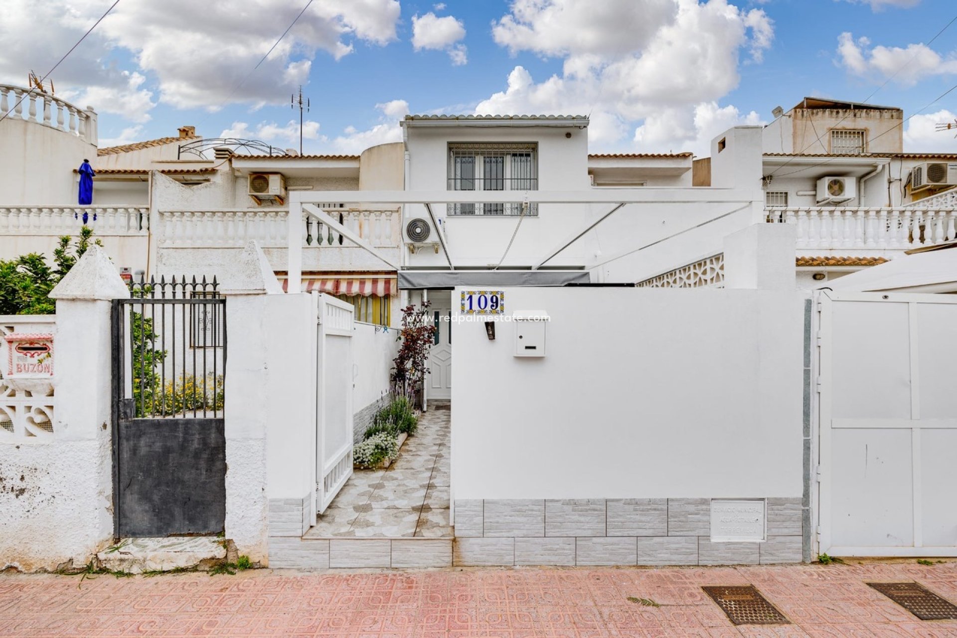 Resale - Town House -
Torrevieja