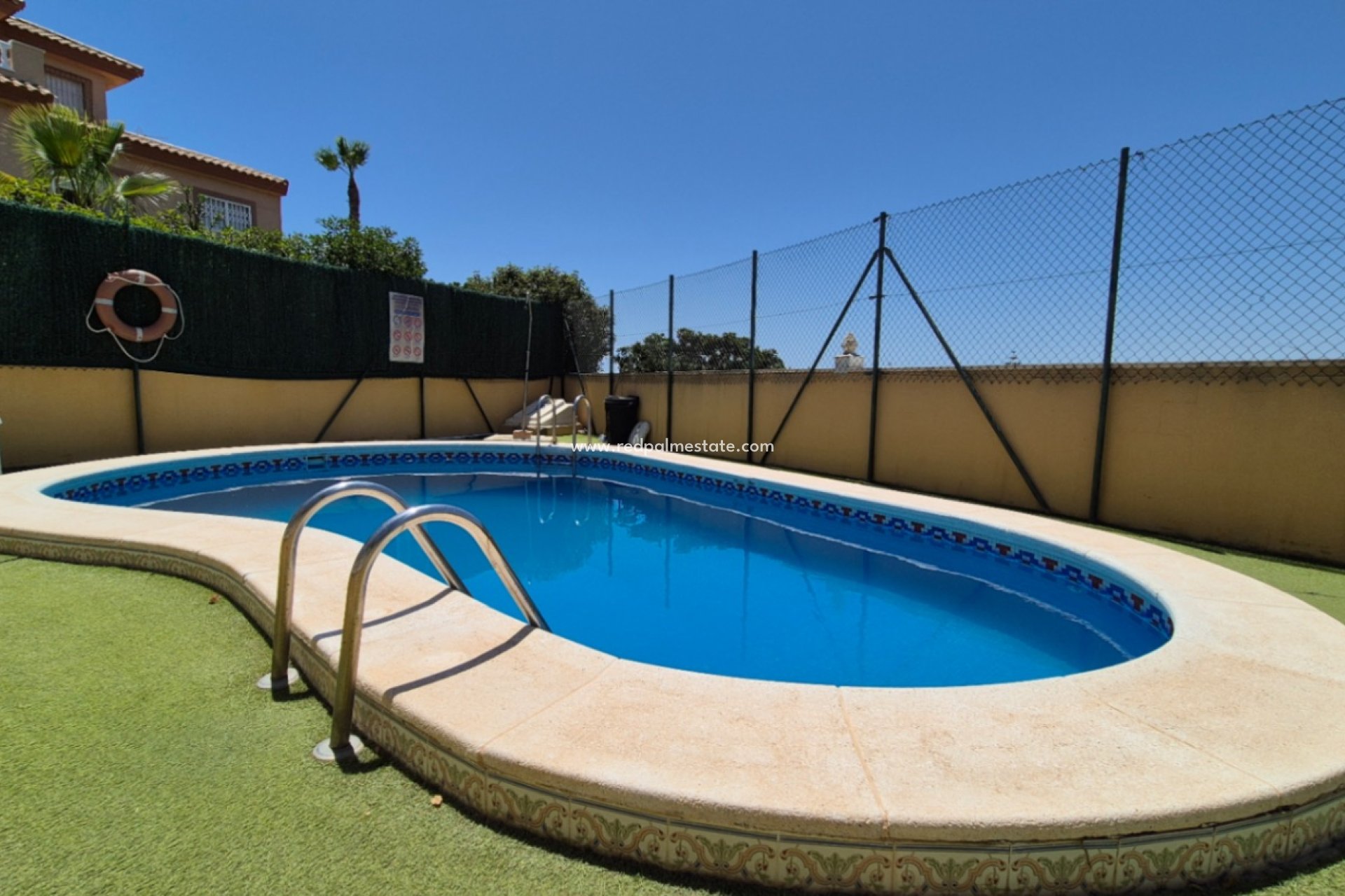 Resale - Town House -
Torrevieja