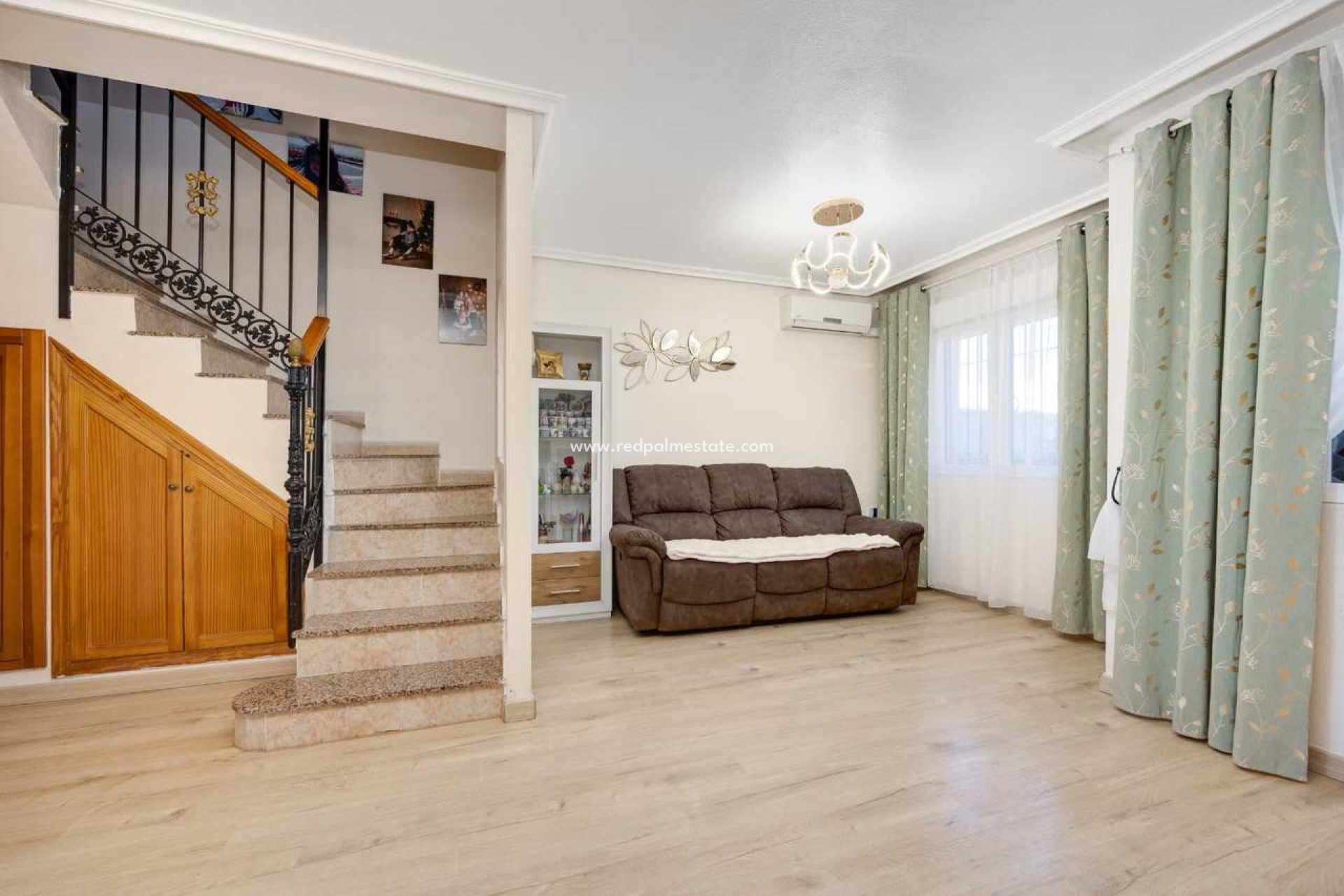 Resale - Town House -
Torrevieja
