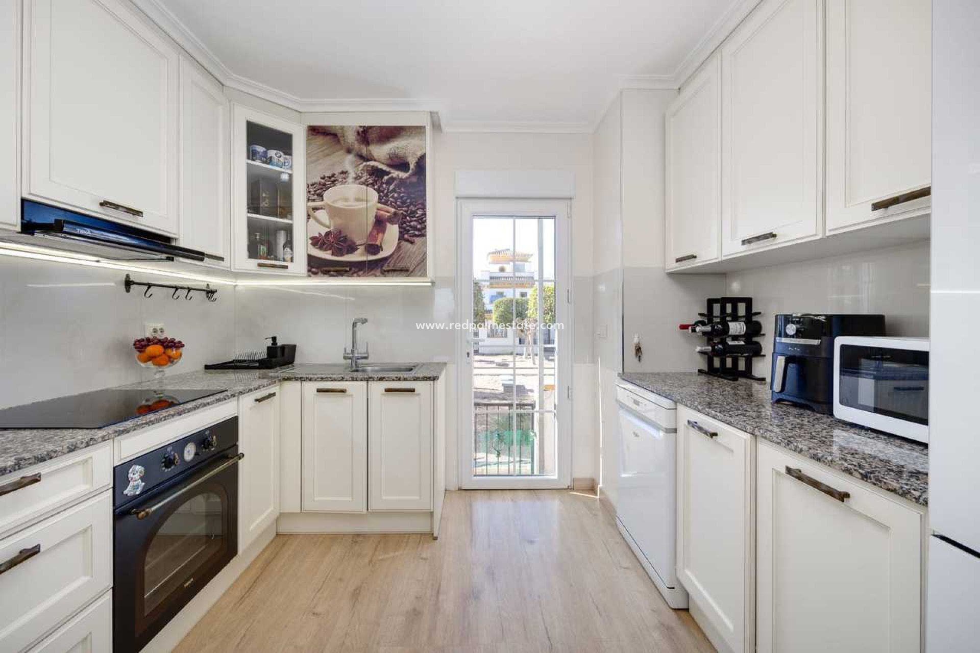 Resale - Town House -
Torrevieja