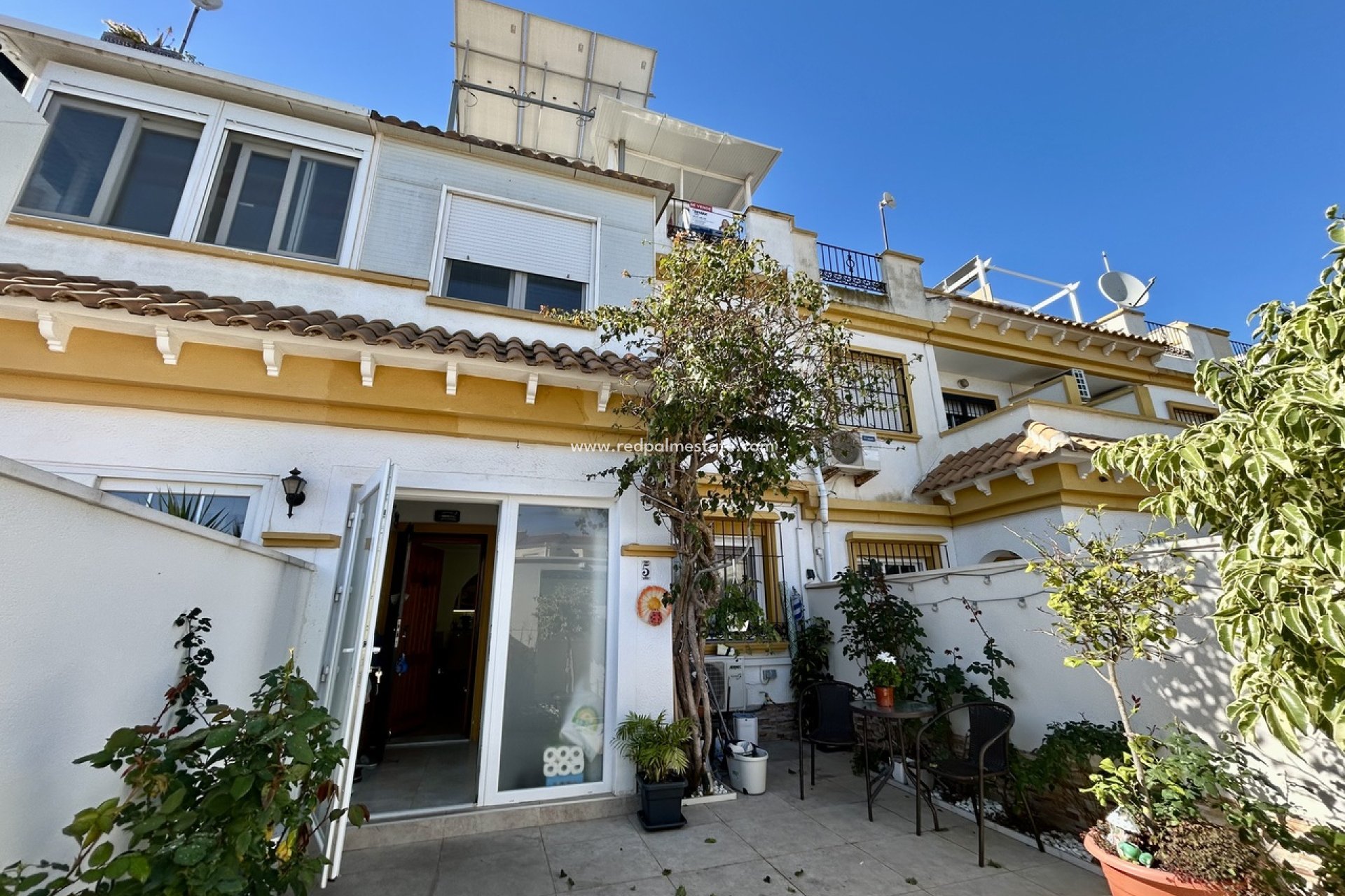 Resale - Town House -
Torrevieja