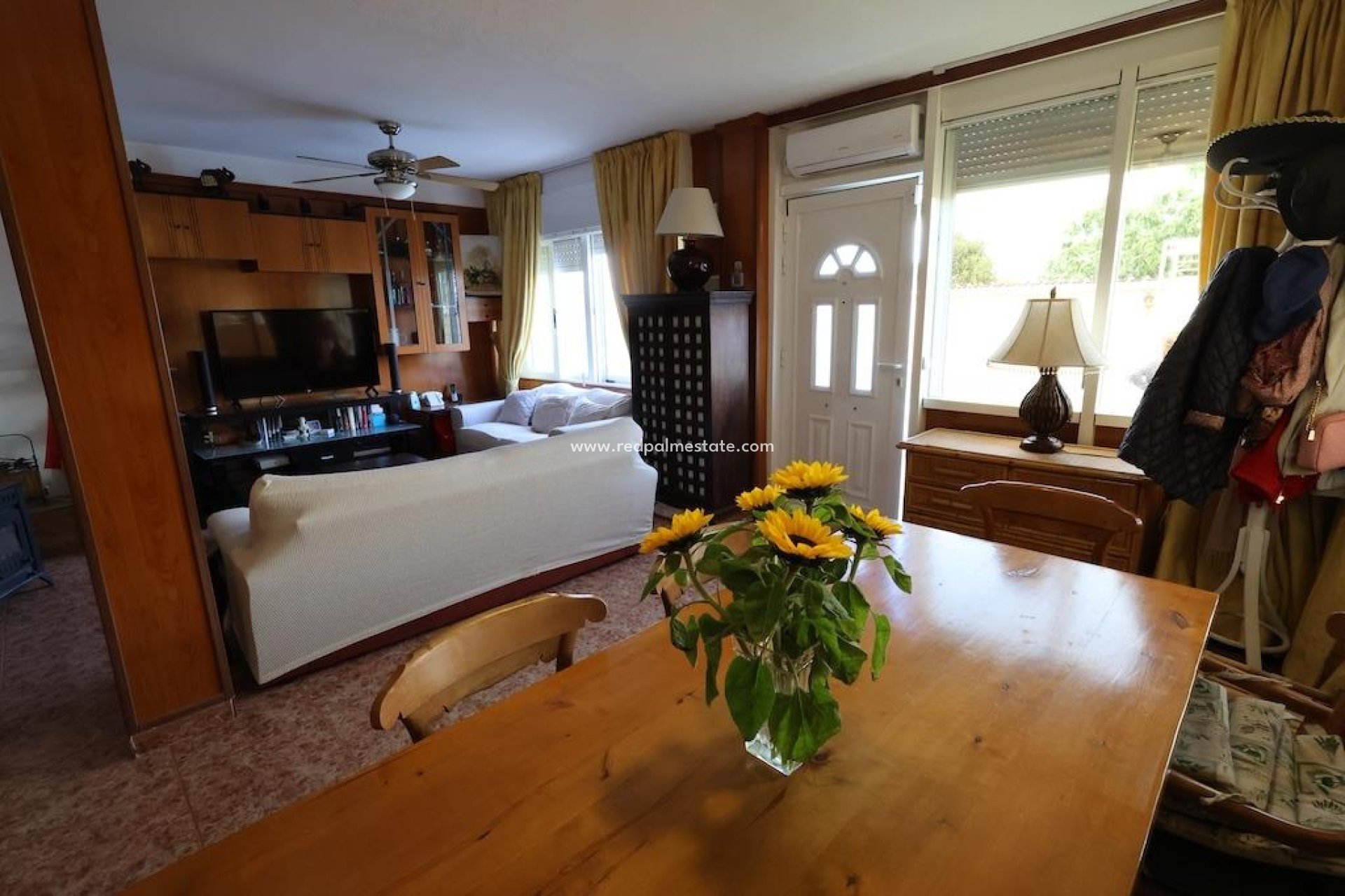 Resale - Town House -
Torrevieja