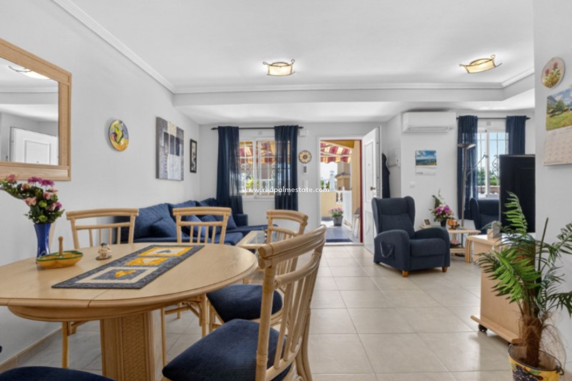 Resale - Town House -
Torrevieja