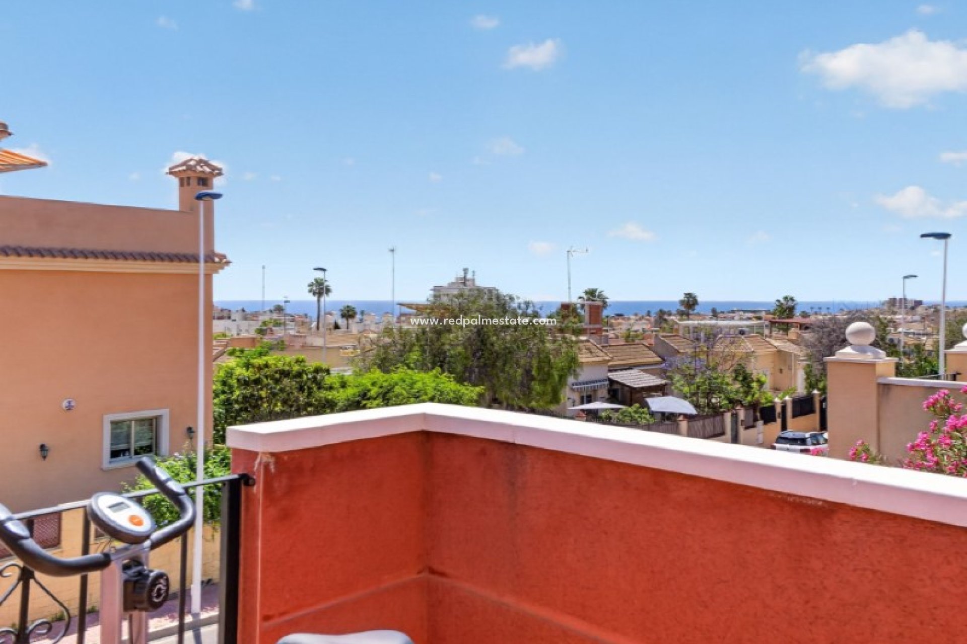 Resale - Town House -
Torrevieja