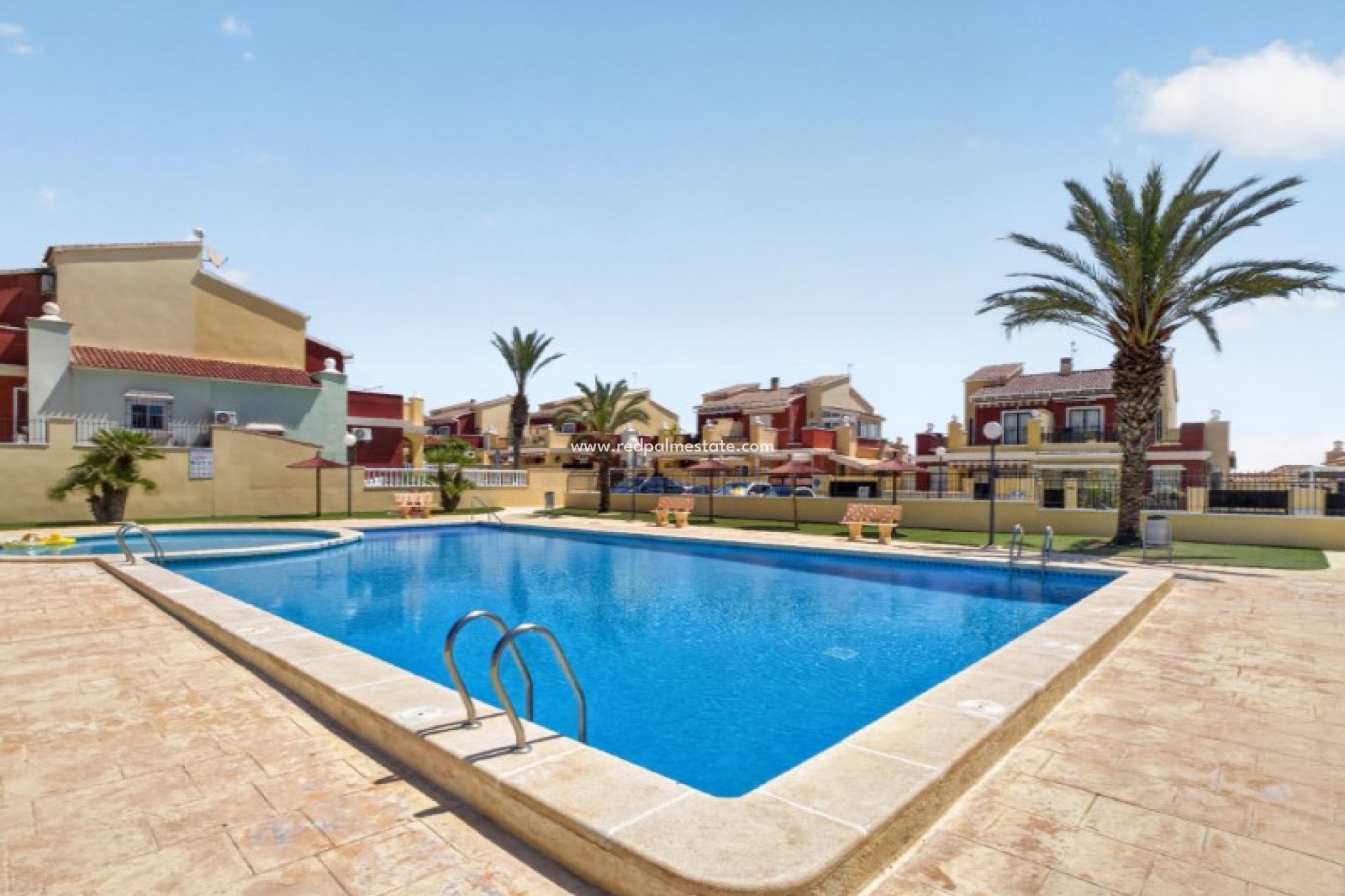 Resale - Town House -
Torrevieja