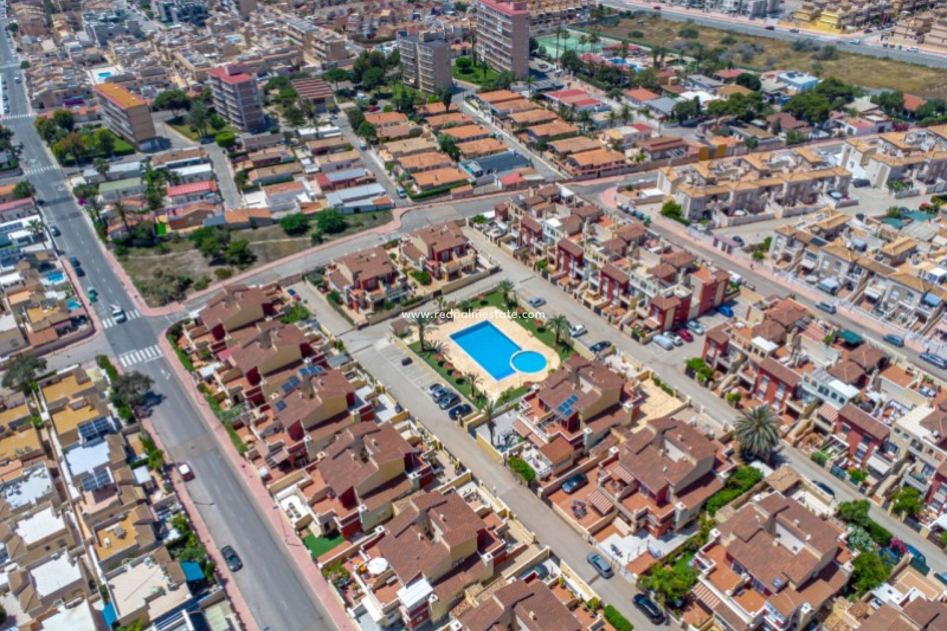 Resale - Town House -
Torrevieja