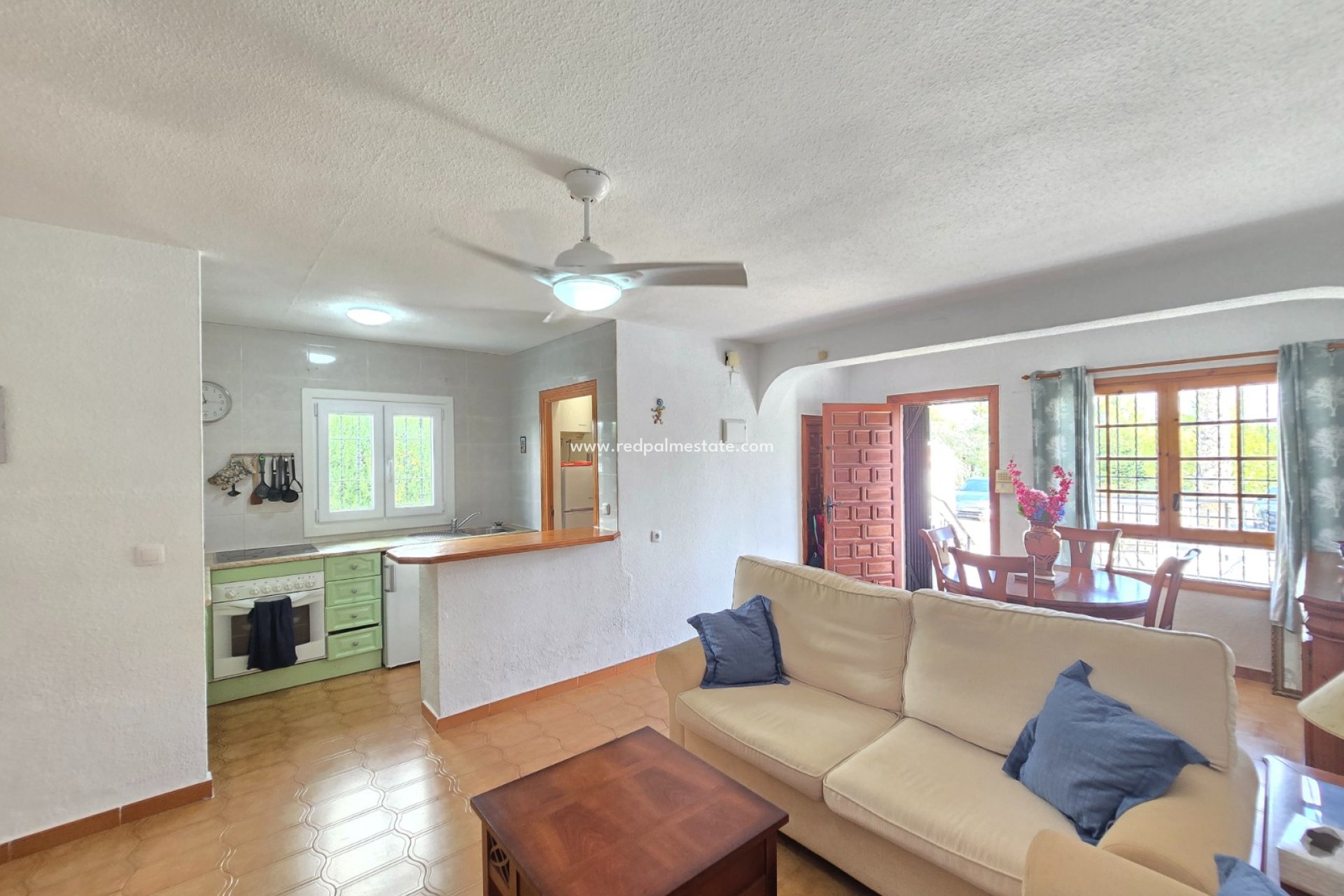 Resale - Town House -
Villamartin * - Los Dolses *