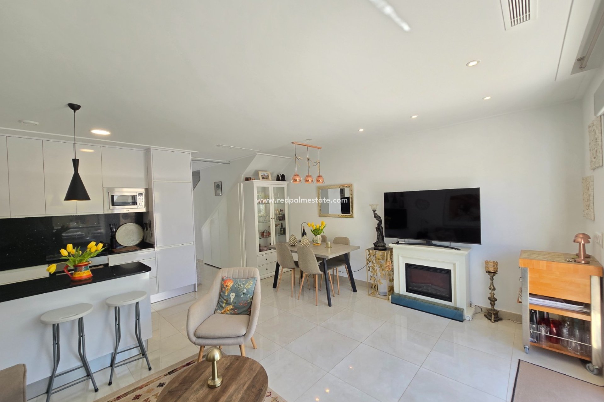 Resale - Townhouse * -
Ciudad Quesada * - Doña Pepa *