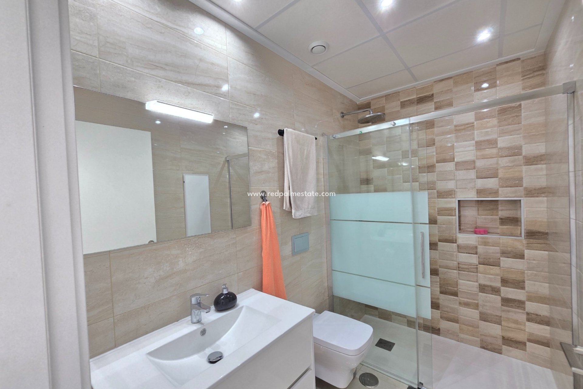 Resale - Townhouse * -
Ciudad Quesada * - Doña Pepa *