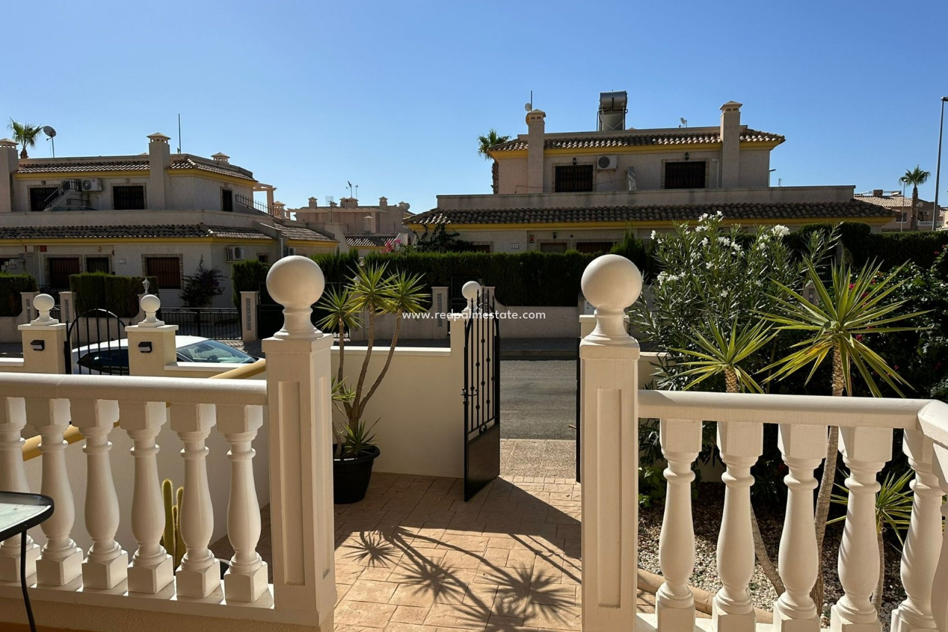 Resale - Townhouse -
Orihuela Costa - Villamartín