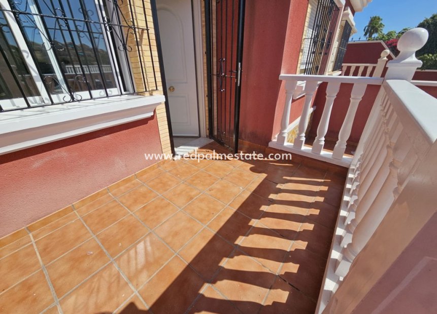 Resale - Townhouse -
Torrevieja - La Torreta