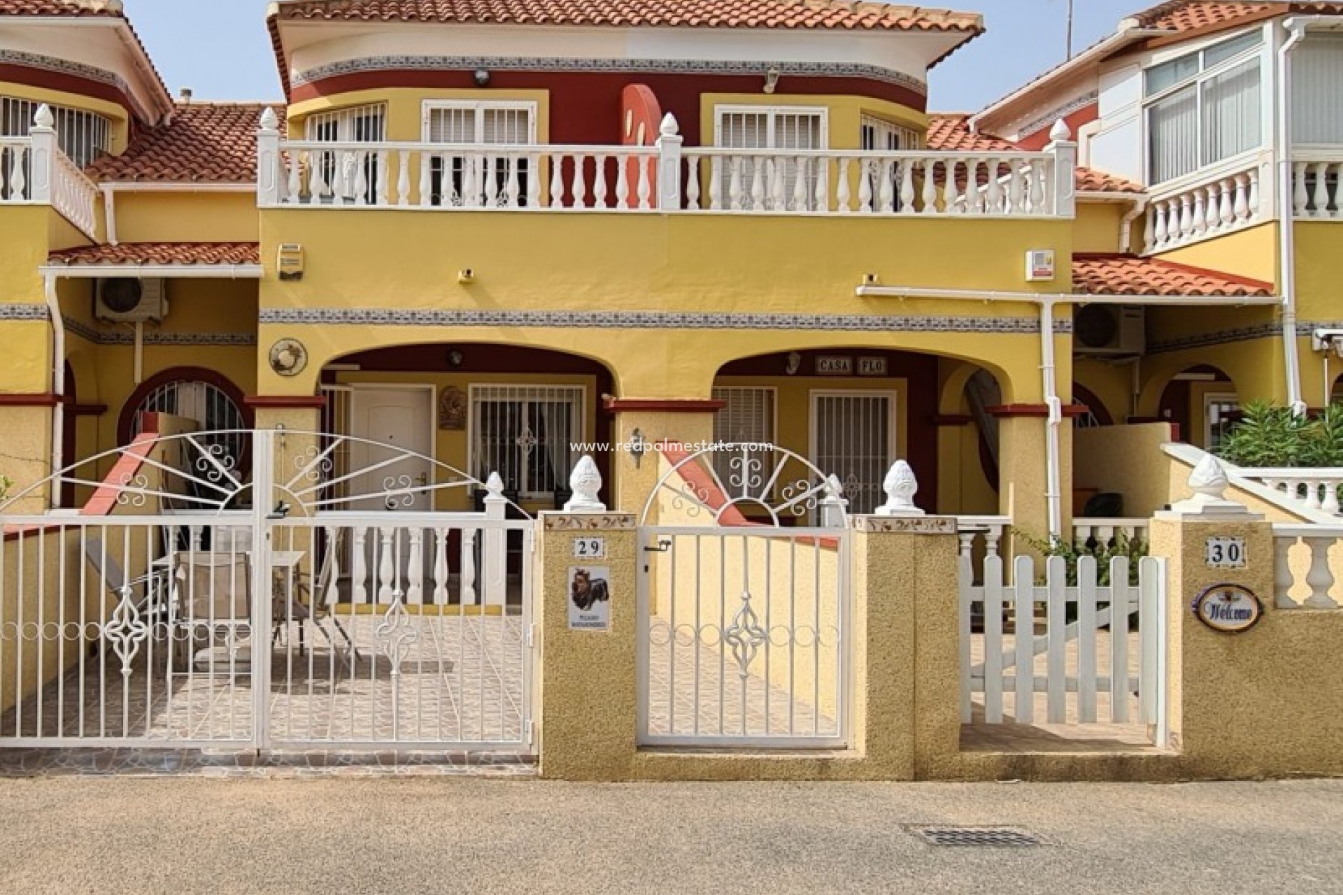 Resale - Townhouse -
Torrevieja