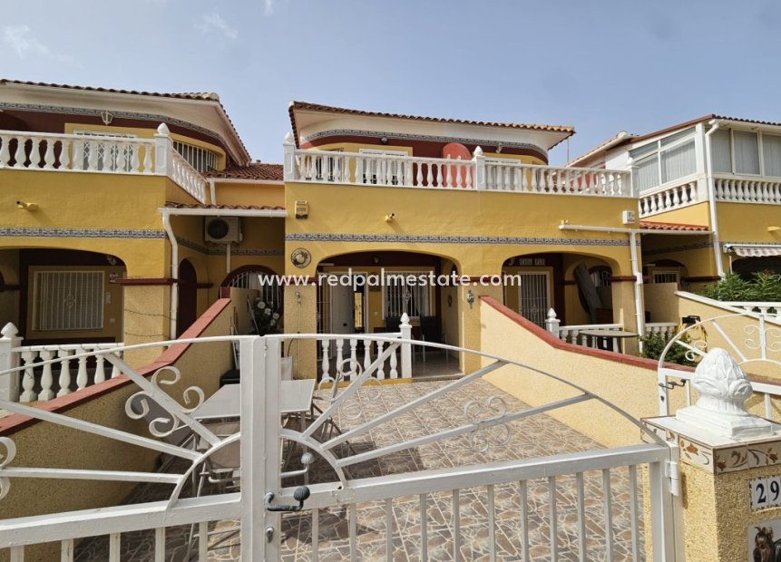 Resale - Townhouse -
Torrevieja