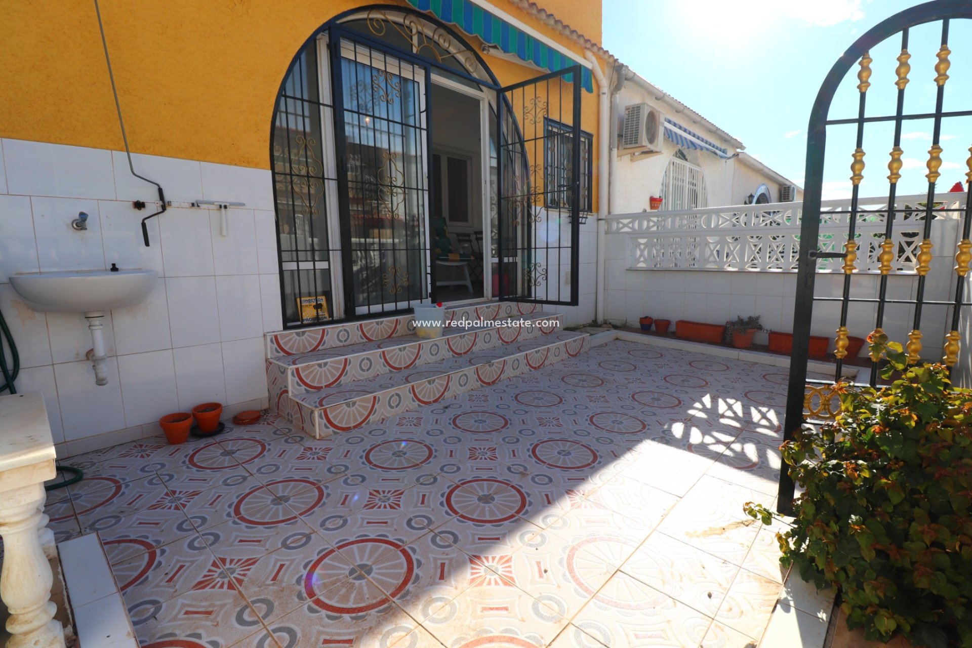 Resale - Townhouse -
Torrevieja